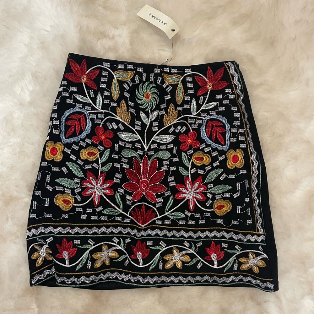 Francesca's Collections Black Red Embellished Mini Pencil Skirt small new nwt